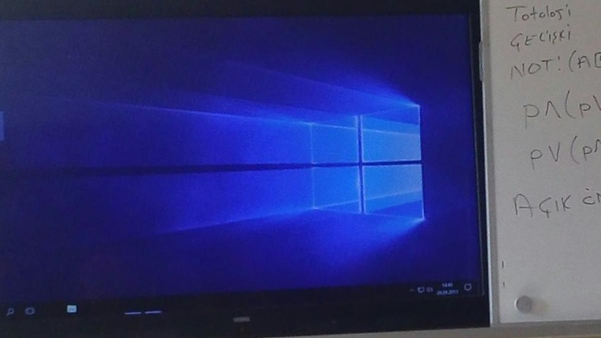 Okullardaki Akıllı Tahtalara Windows 10 Kurulur mu?