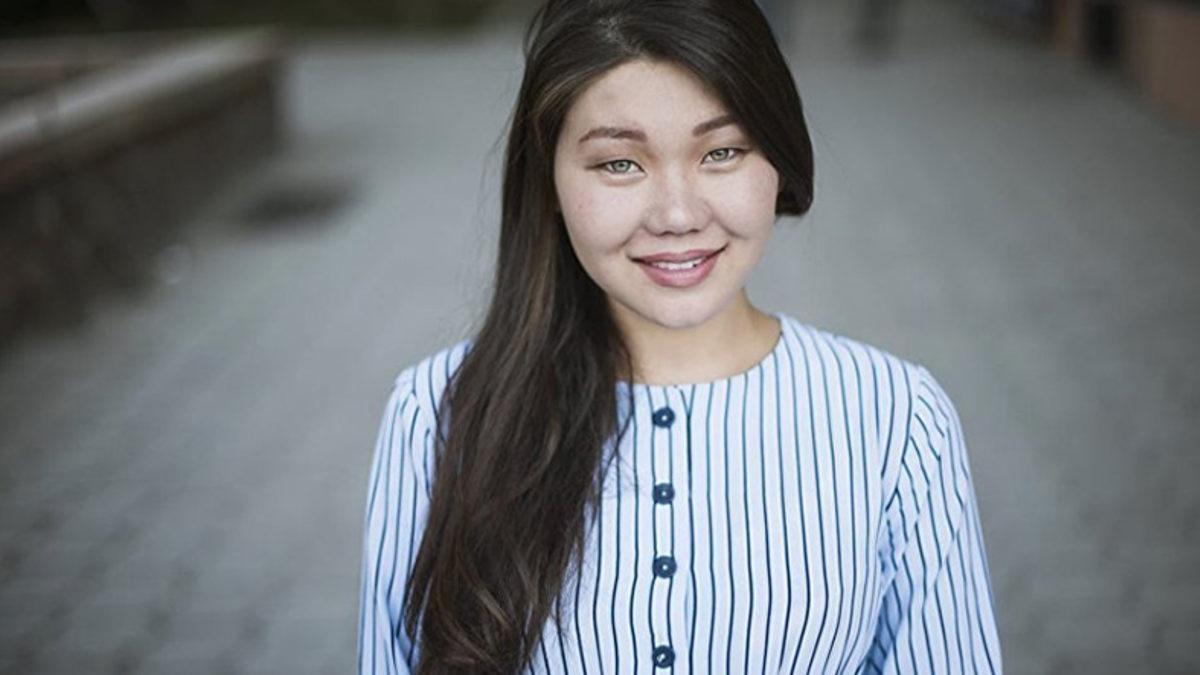 Kırgızistan’da Neden Renkli Gözlü ve Sarışın Çocuklar Doğmaya Başladı?