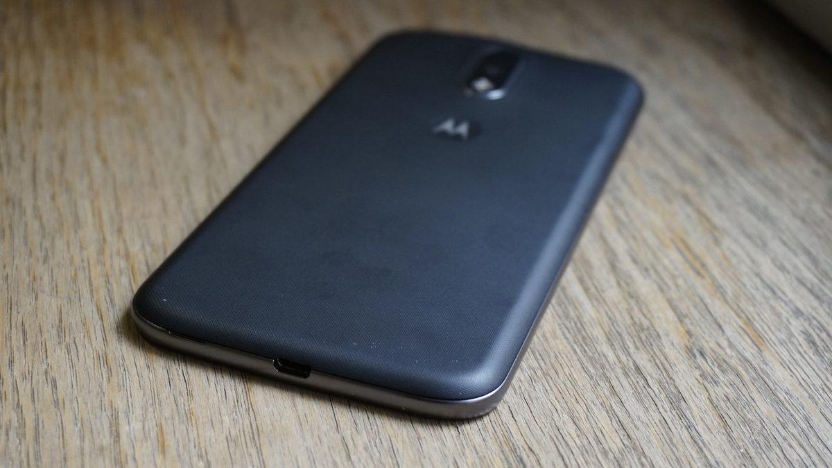 Telefon Ekranında Oluşan ’Hayalet Dokunuşu’ ve ’Ölü Bölge’ Sorunları Nasıl Çözülür?