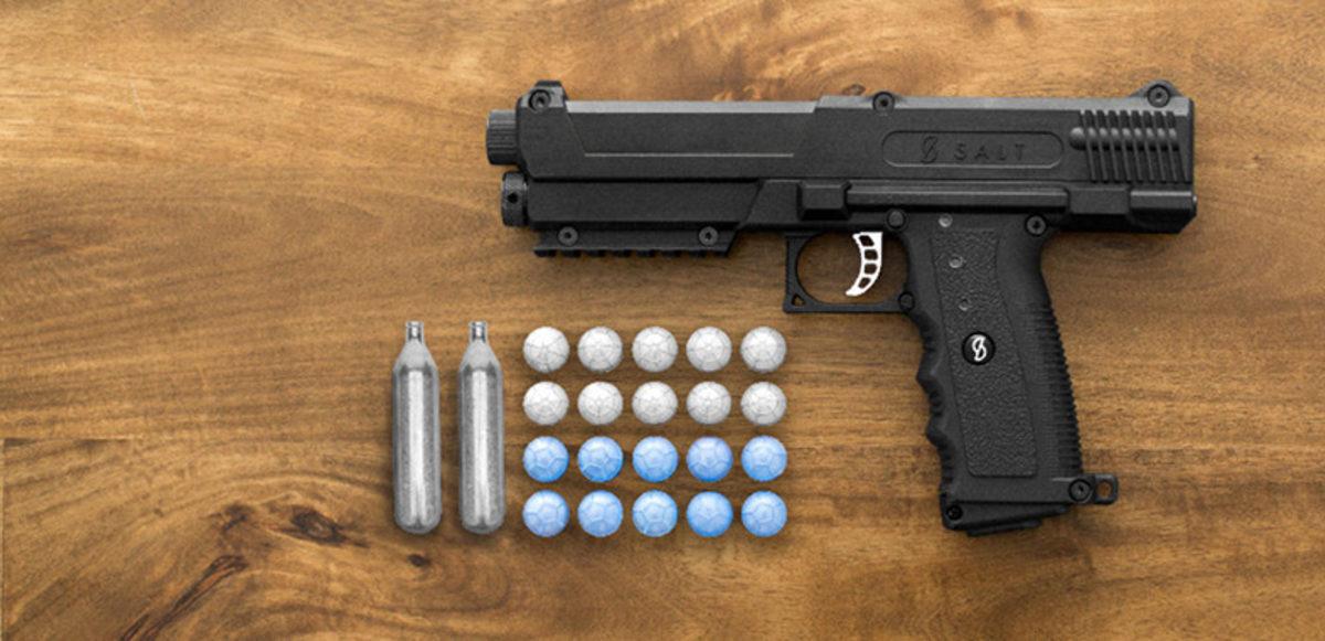 Öldürmeyen Ama ’Keşke Öldürseydi’ Dedirten Silah: Salt Gun!