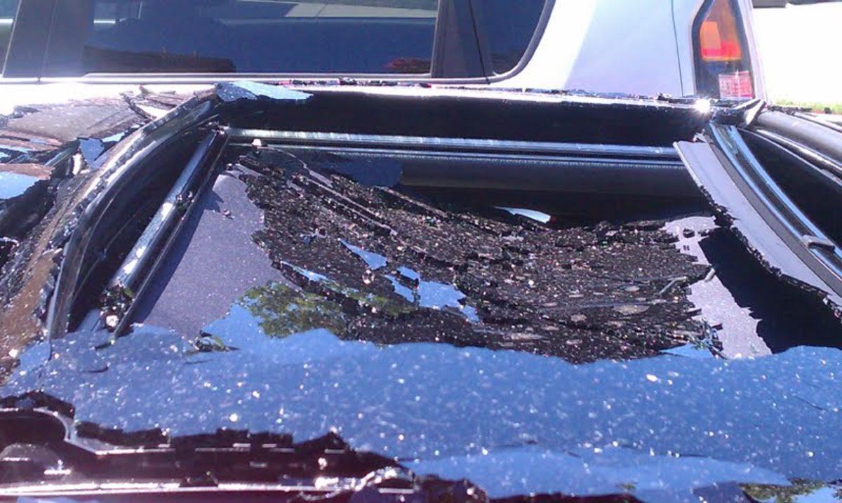 Son Yıllarda Otomobillerin Sunroof’ları Neden Patlamaya Başladı?