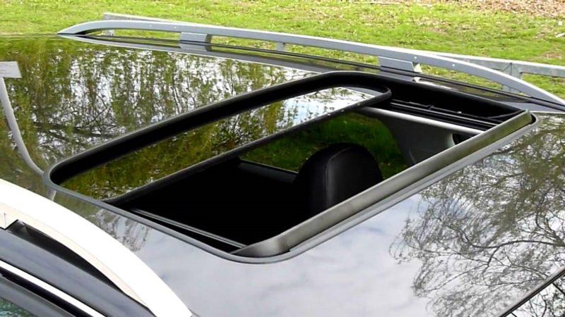 Son Yıllarda Otomobillerin Sunroof’ları Neden Patlamaya Başladı?