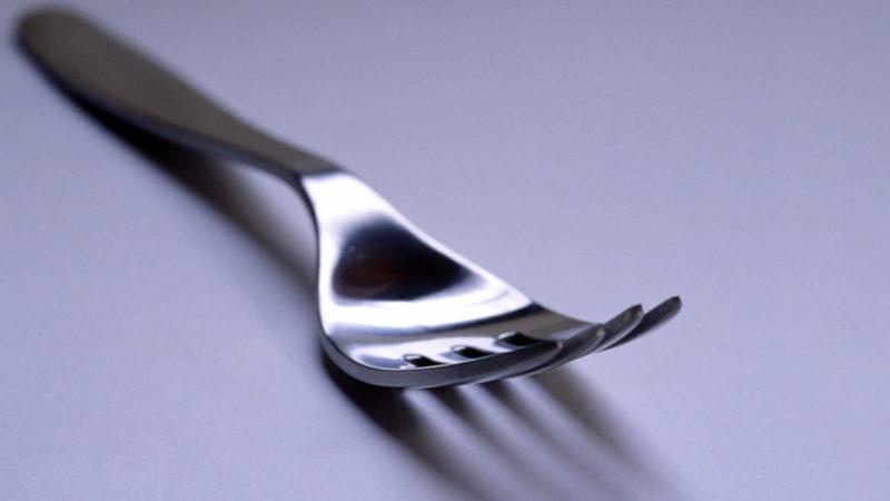 Demir ve Metal Maddeler, Oda Sıcaklığında Neden Daha Soğuk Olurlar?