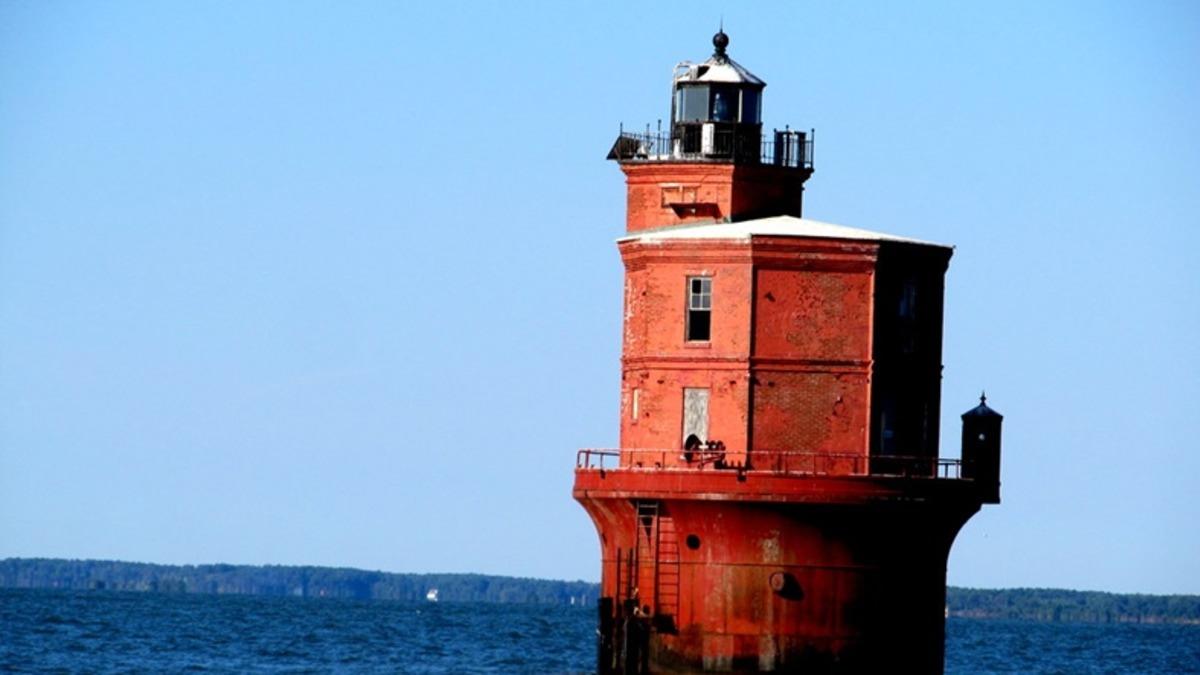 Sizi Olası Zombi Saldırısından Kurtarabilecek, Sadece Zenginlerin Alabileceği 10 Ev