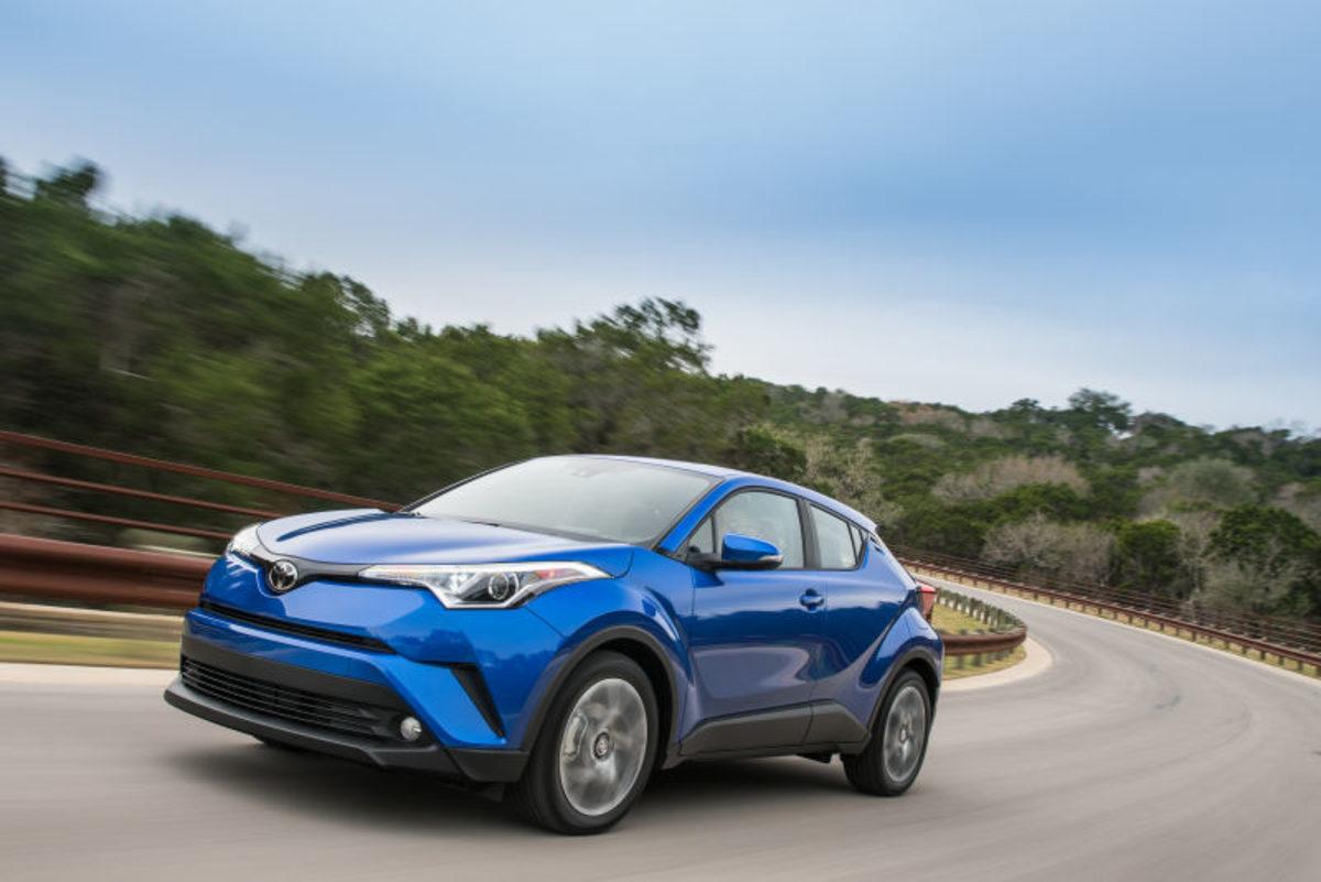 Toyota,  C-HR Ve Prius Araçlarında Üretim Hatası!