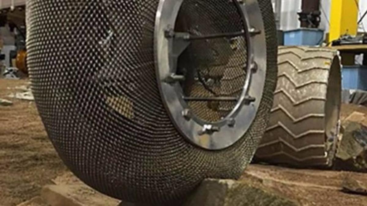NASA Uzay Kaşifi Araçları İçin Tekerleği Yeniden İcat Etti!
