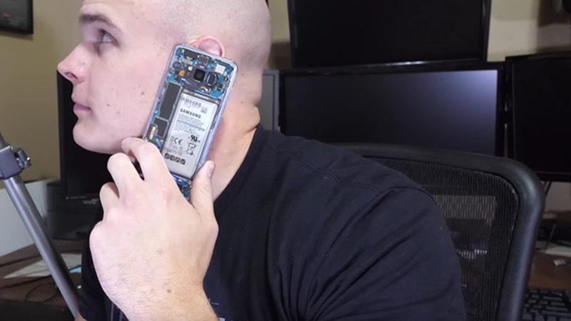 Telefonunuzun Arka Kapağını Tamamen Saydam Yapmak İster misiniz?