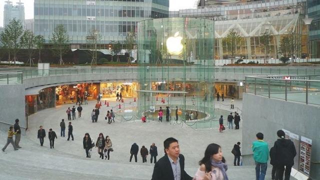 Çin’de Apple Çalışanları, Kullanıcıların Bilgilerini Sızdırdı!
